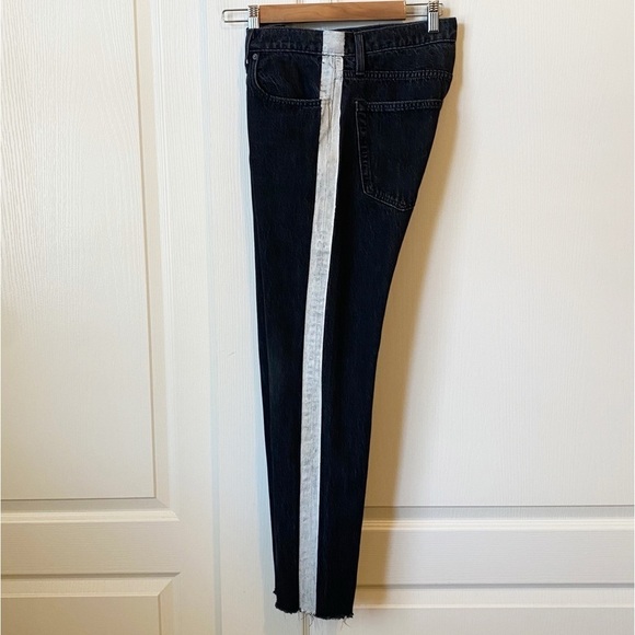 Levi’s Premium 512 Slim Taper Denim Jeans with Reflective Stripe Size 31 - Picture 1 of 13